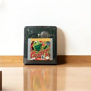 Nintendo Game  with Frogger 2 - Black and Red